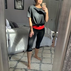 Black athletic capris